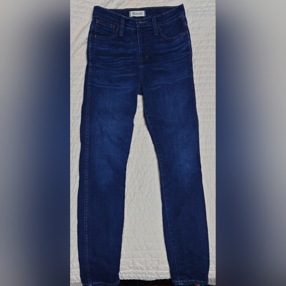 Like New Madewell 10" High Rise Skinny Jean 26